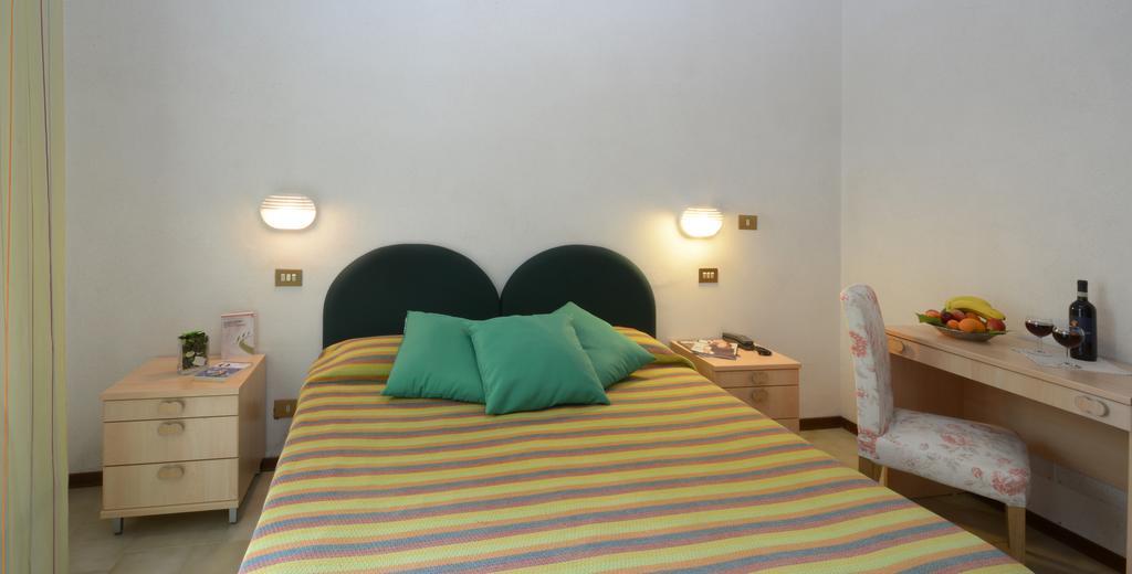 Albergo Martini Chianciano Terme Δωμάτιο φωτογραφία
