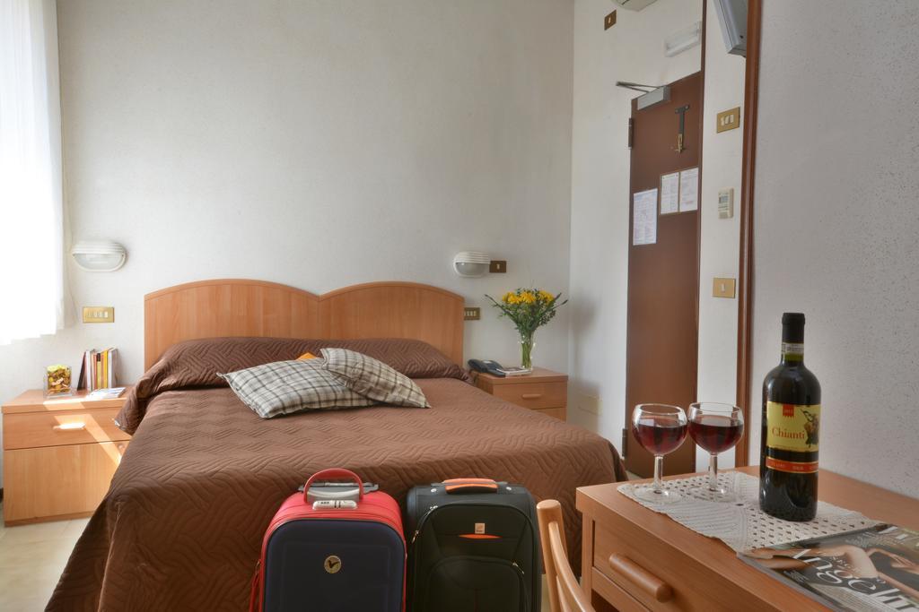 Albergo Martini Chianciano Terme Δωμάτιο φωτογραφία